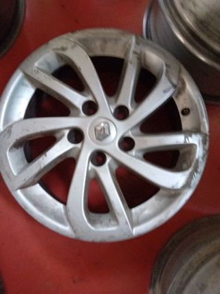 Llantas Renault R16