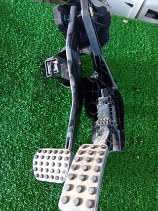 Pedales Mercedes w177 2023