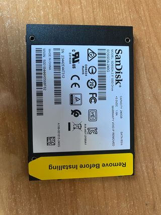 Disco duro SSD SanDisk de 240GB 2.5 