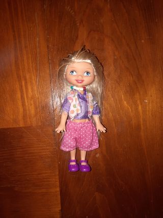 Barbie Chelsea de Mattel 2003.