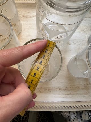 Juego de vasos y jarra