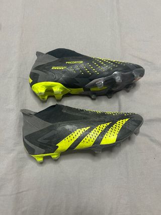 Botas de Futbol.