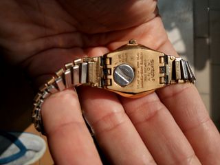 Orologio vintage Swatch Irony colore oro