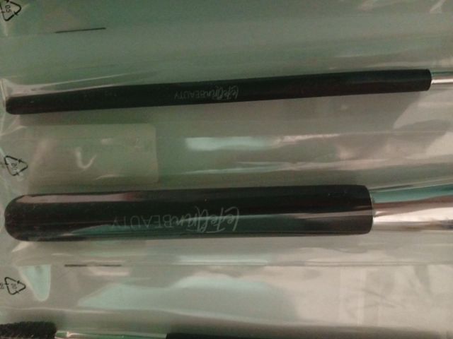 27. Pennelli lefeltrin