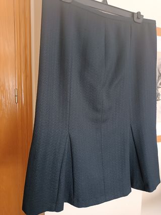 Traje para Chicas con camisa de Regalo 