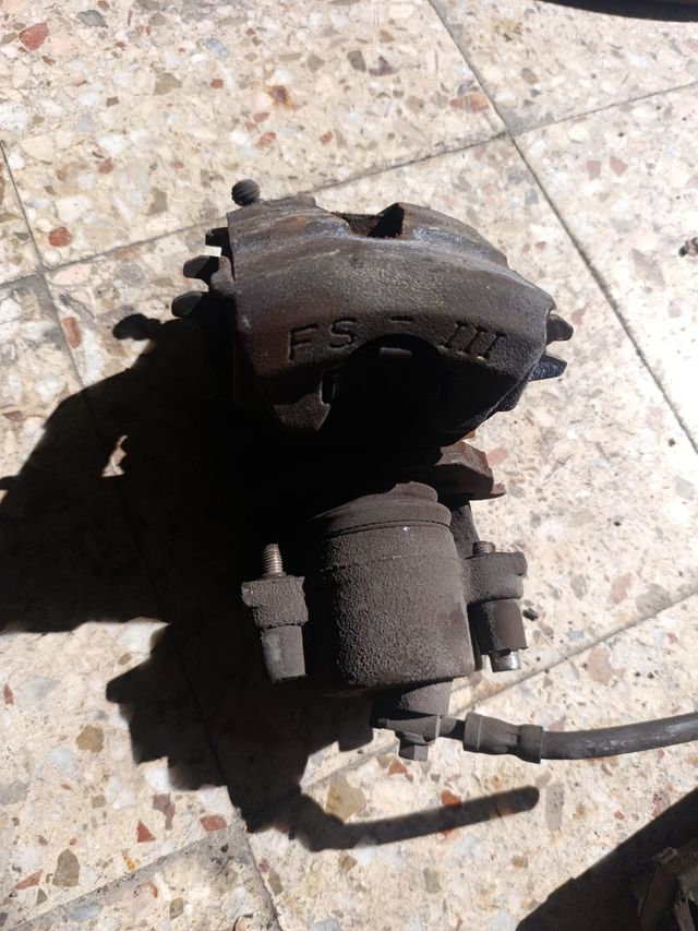 Pinzas de freno delanteras golf iv 4