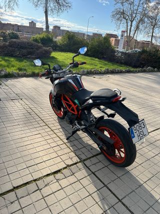 Ktm Duke 390