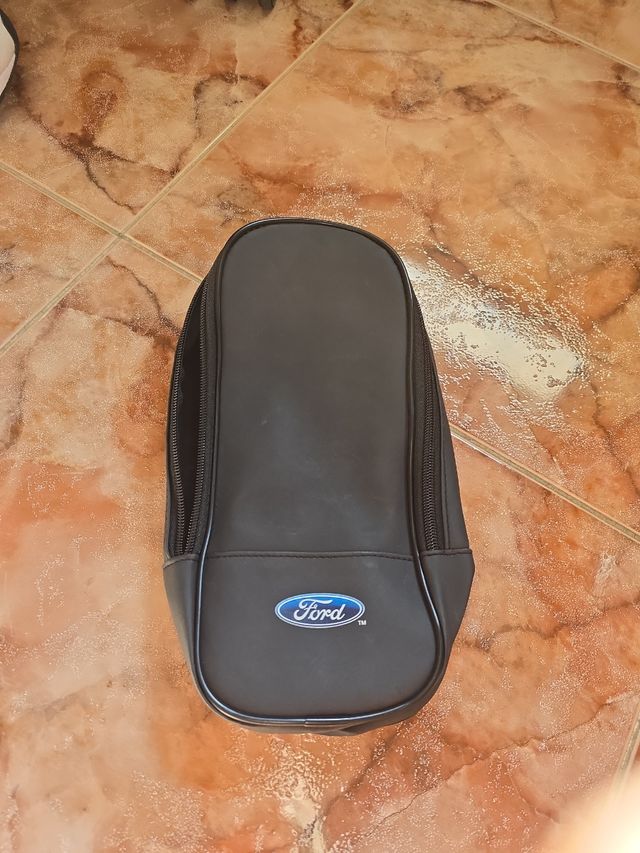 Estuche aceite ford