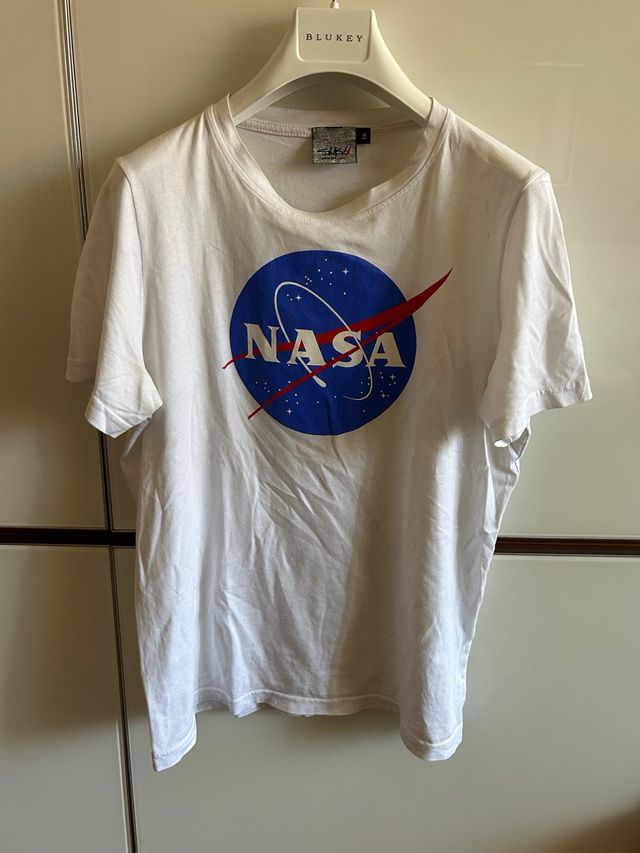 2 t shirt NASA