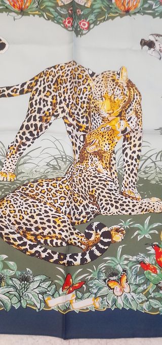 Foulard con leopardi