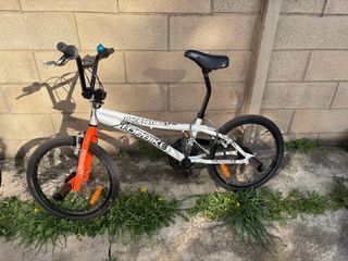 Bicicleta bmx race street a estrenar nunca usada.