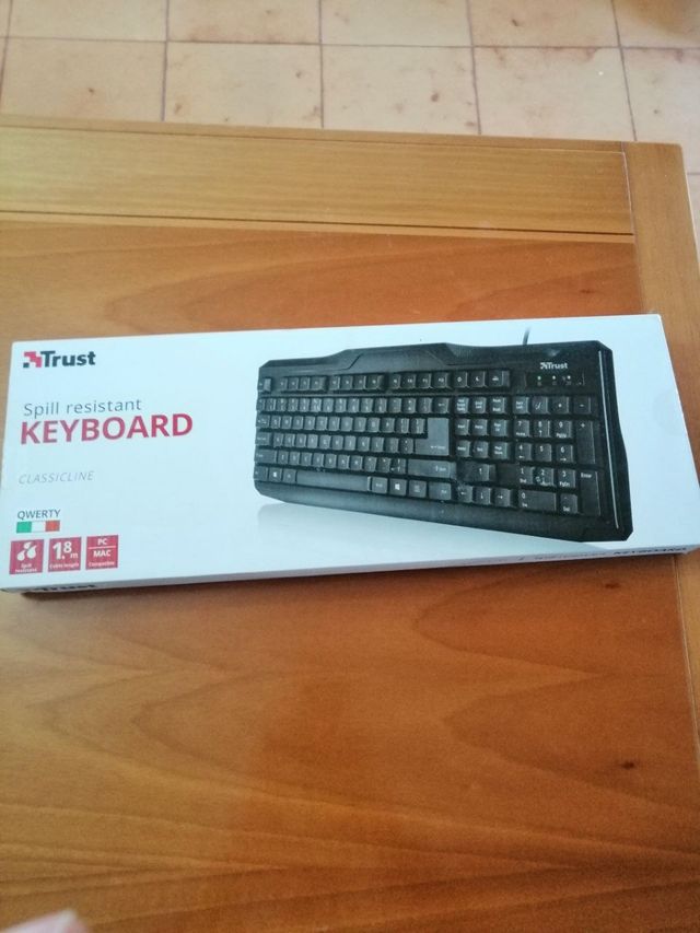 Tastiera Qwerty Trust Nuova