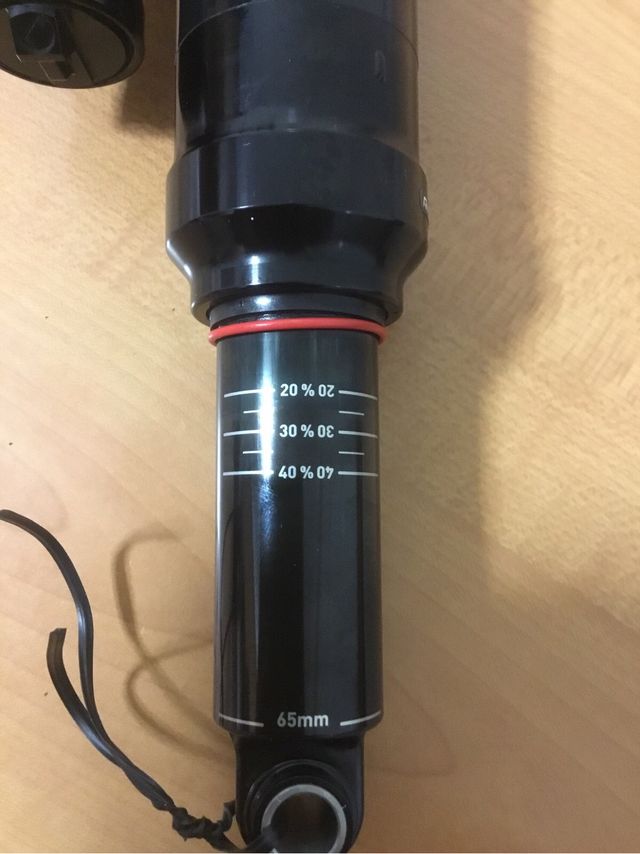 Amortiguador Rock Shox Super Deluxe R trunnion