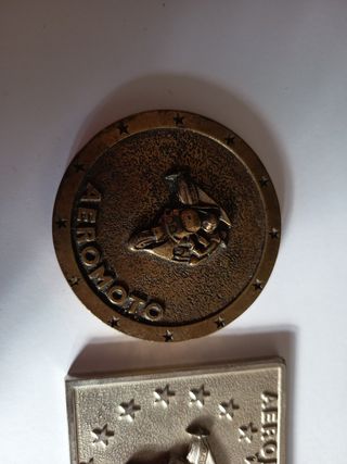 2 Placas Aeromoto . No contesto ofertas