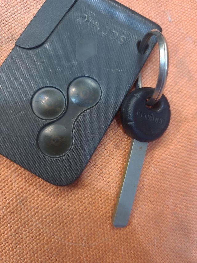 Llave y mando renault scenic