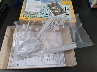 Rara maqueta Eduard 1:48 Fokker E III