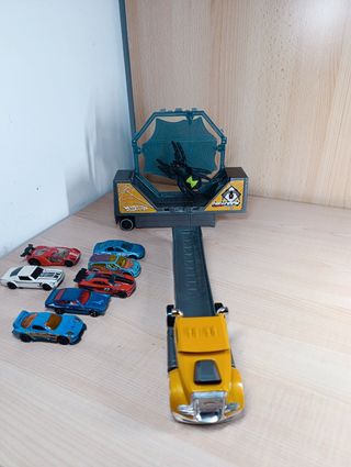 Hot wheels spider challenge