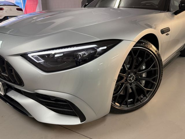 Mercedes-Benz SL43 AMG