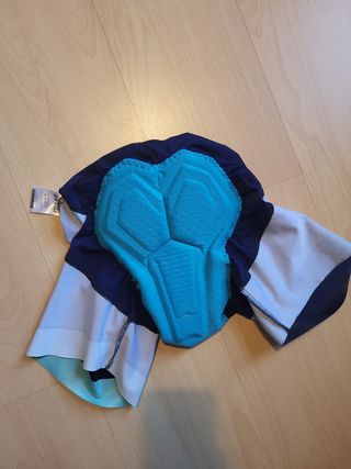 Conjunto ciclismo mujer Atlantigas