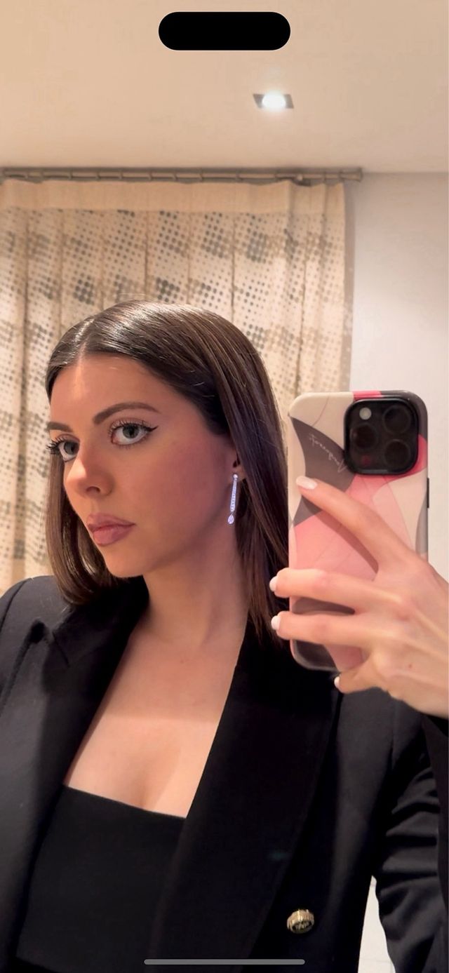 Pendientes largos de oro blanco y 1.15ct diamantes