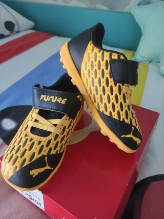 Botas de fútbol infantiles Puma
