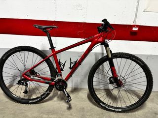 Bici Scott Scale 930 carbono con ruedas de carbono