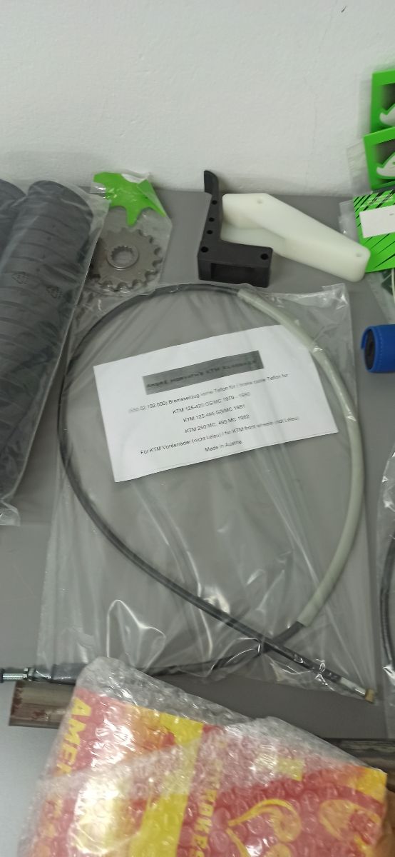 Kit accessori KTM anni 80, scarico, silenziatore..