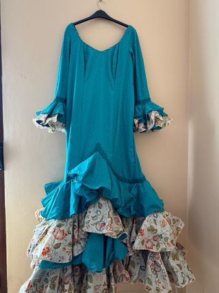 Traje de flamenca turquesa