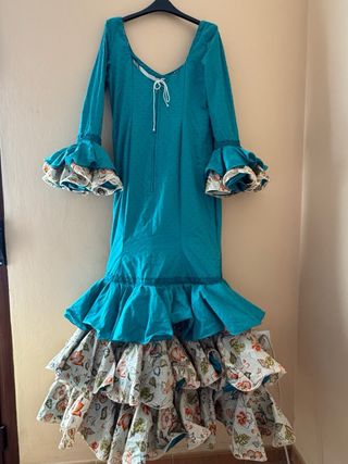 Traje de flamenca turquesa
