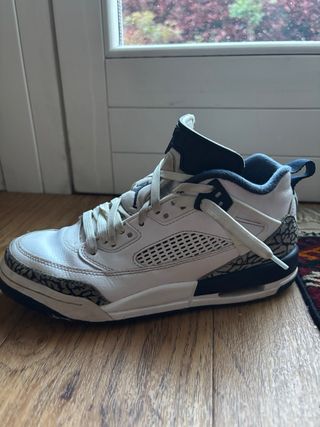 Scarpe Junior Jordan “ The spizike”