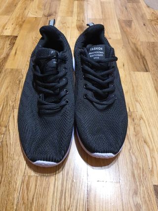 Zapatillas Hitmars negras talla 40