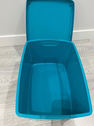 Caja de almacenaje de plástico con tapa y asas Sol