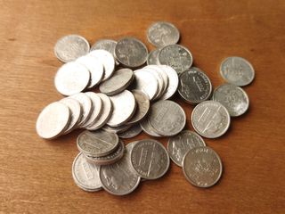 Lote 43 monedas 1 peseta España, varios años