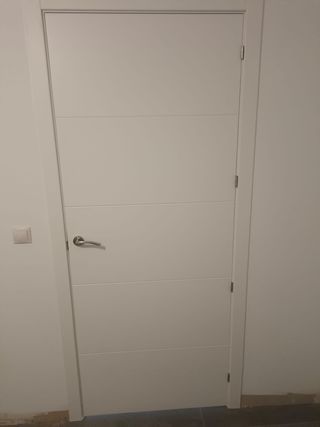 INSTALADOR DE PUERTAS ABATIBLES