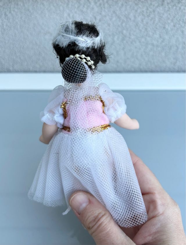 Muñeca porcelana bailarina