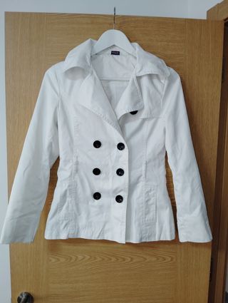 Chaqueta fina blanca