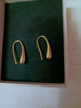 Pendientes chapados oro 24k.