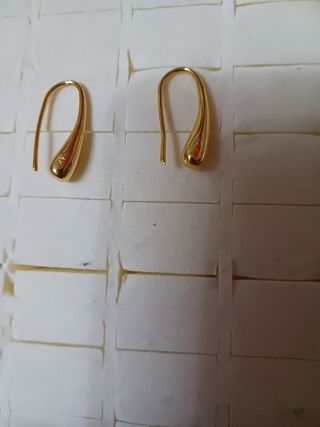 Pendientes chapados oro 24k.
