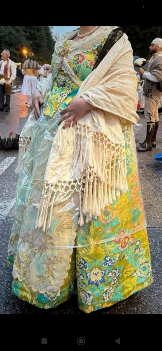 Alquiler, Precioso traje fallera comp., t. grande