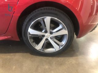 Peugeot 308 1.2 PureTech 130cv GT Line