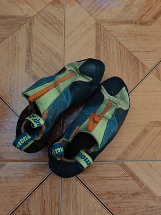 Pies de Gato 40 Simond Vertika