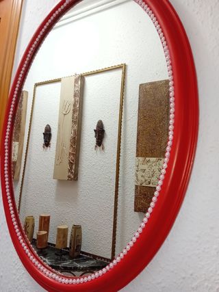 Specchio vintage vintage ovale rosso