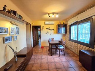 Chalet en venta en Sant Esteve Sesrovires