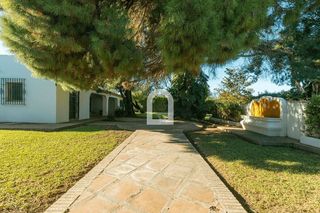 Chalet en venta en Sanlúcar la Mayor