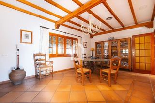 Chalet en venta en Sanlúcar la Mayor