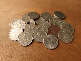 Lote 19 monedas 5 pesetas diferentes años España