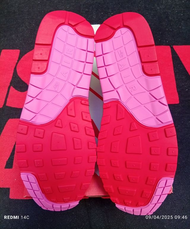 NIKE AIR MAX 1 PRM SAN VALENTÍN 2025