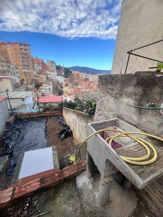 Terreno en venta en La Font d'en Fargues en Barcelona