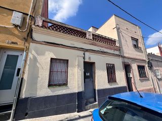 Terreno en venta en La Font d'en Fargues en Barcelona