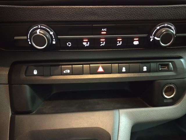 FLAMANTE Opel Vivaro 2020